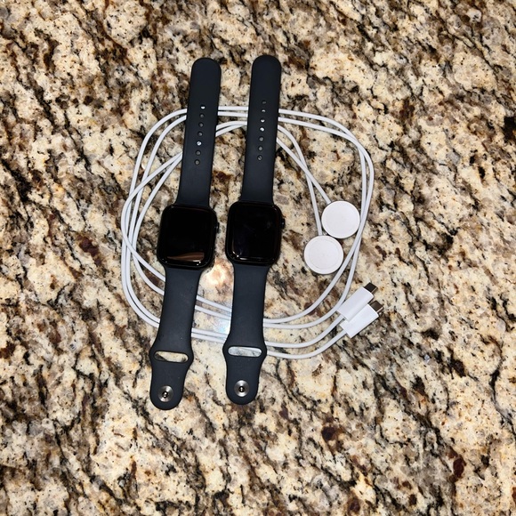 Series 7 Apple Watches